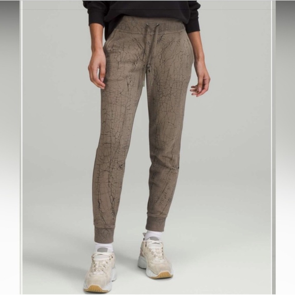 Lululemon Warm Down Jogger 7/8 Thread Dye Rover Black Sz 8 W5DMXS Athletic Soft‎